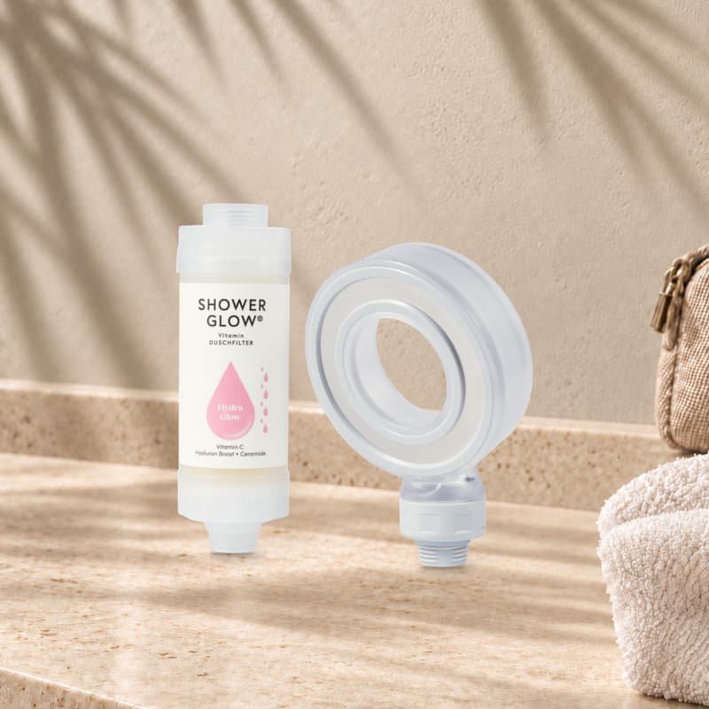 ShowerGlow Travel Shower Set mit Duschfilter und Reiseduschkopf